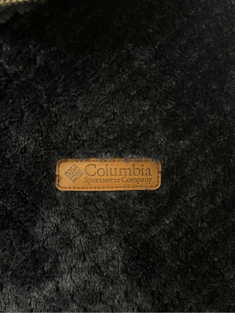 Columbia Sportswear Navy Faux Fur Jacket with Leather Logo Patch - Picture 2 of 4
